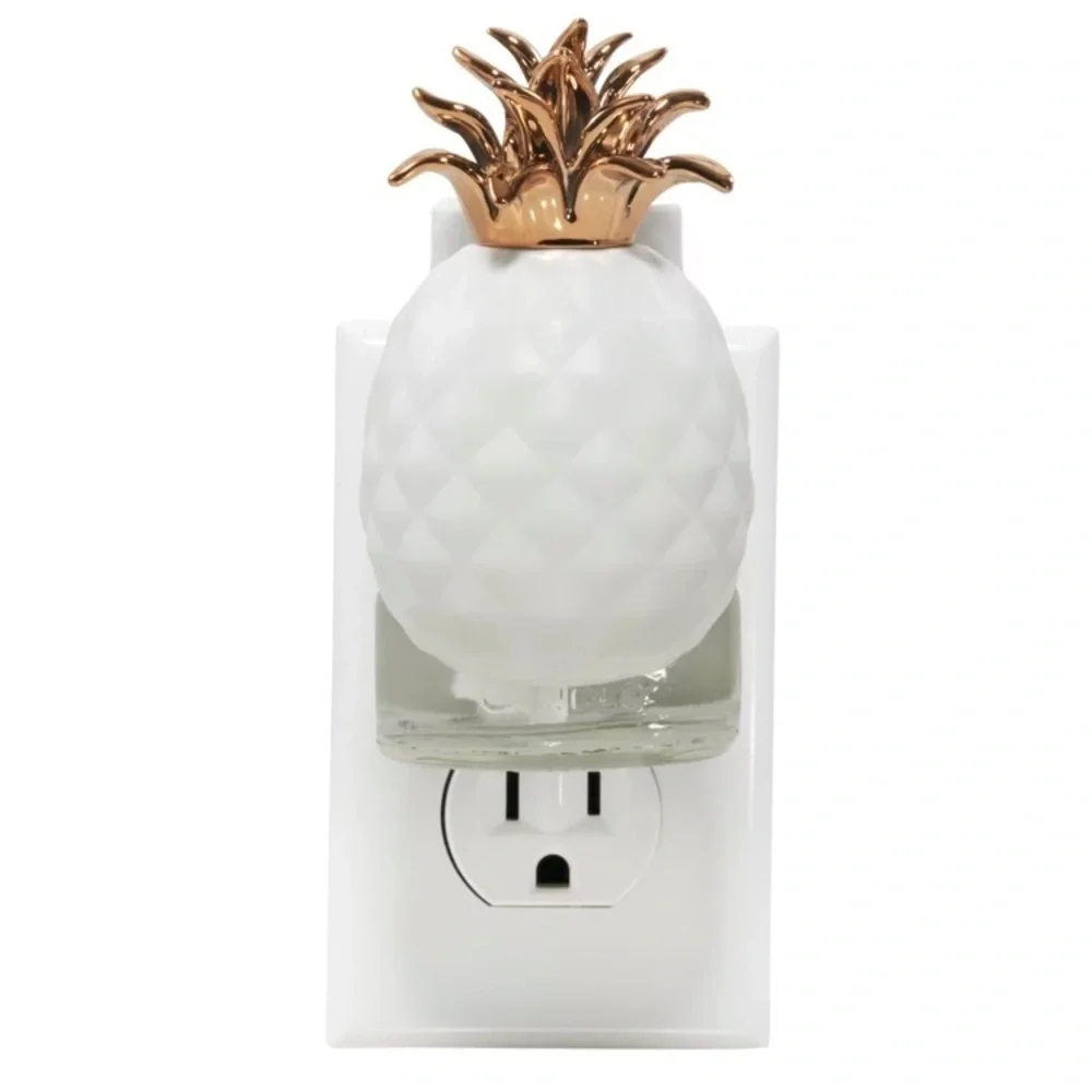 NWT Yankee Candle® Pineapple Scent Plug Diffuser